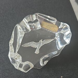 Vintage 1976 Hallmark Gallery Crystal Bird Paperweight – Made in Austria